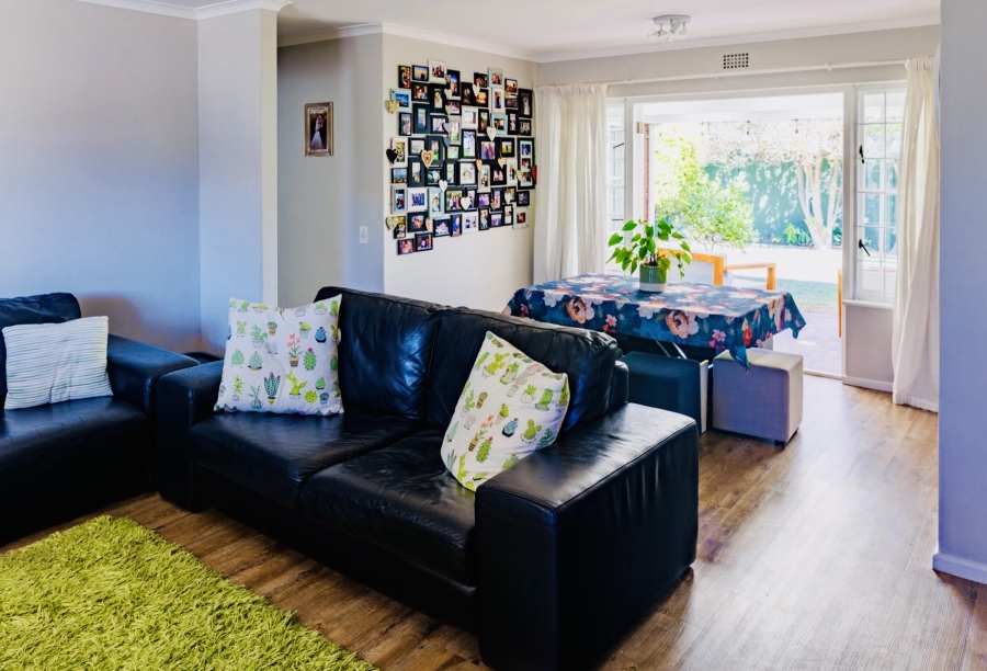 2 Bedroom Property for Sale in Pinelands Western Cape